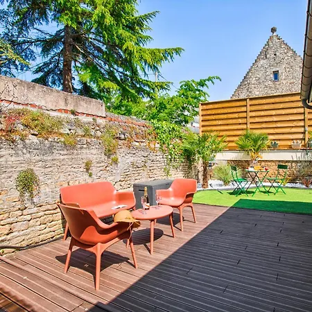 Privé Avec Jacuzzi Au Coeur De Appartement Caen