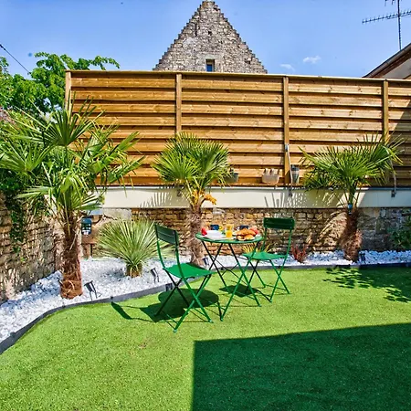 Апартаменты Fraichement Renovee - Jacuzzi Au Coeur De Кан