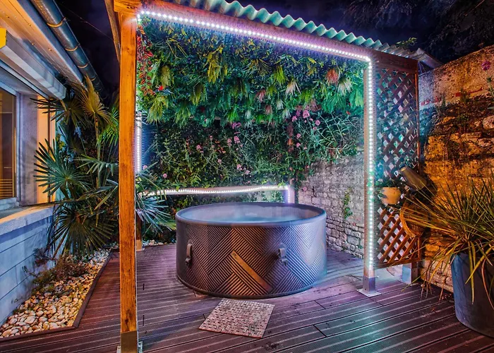Privé Avec Jacuzzi Au Coeur De Caen